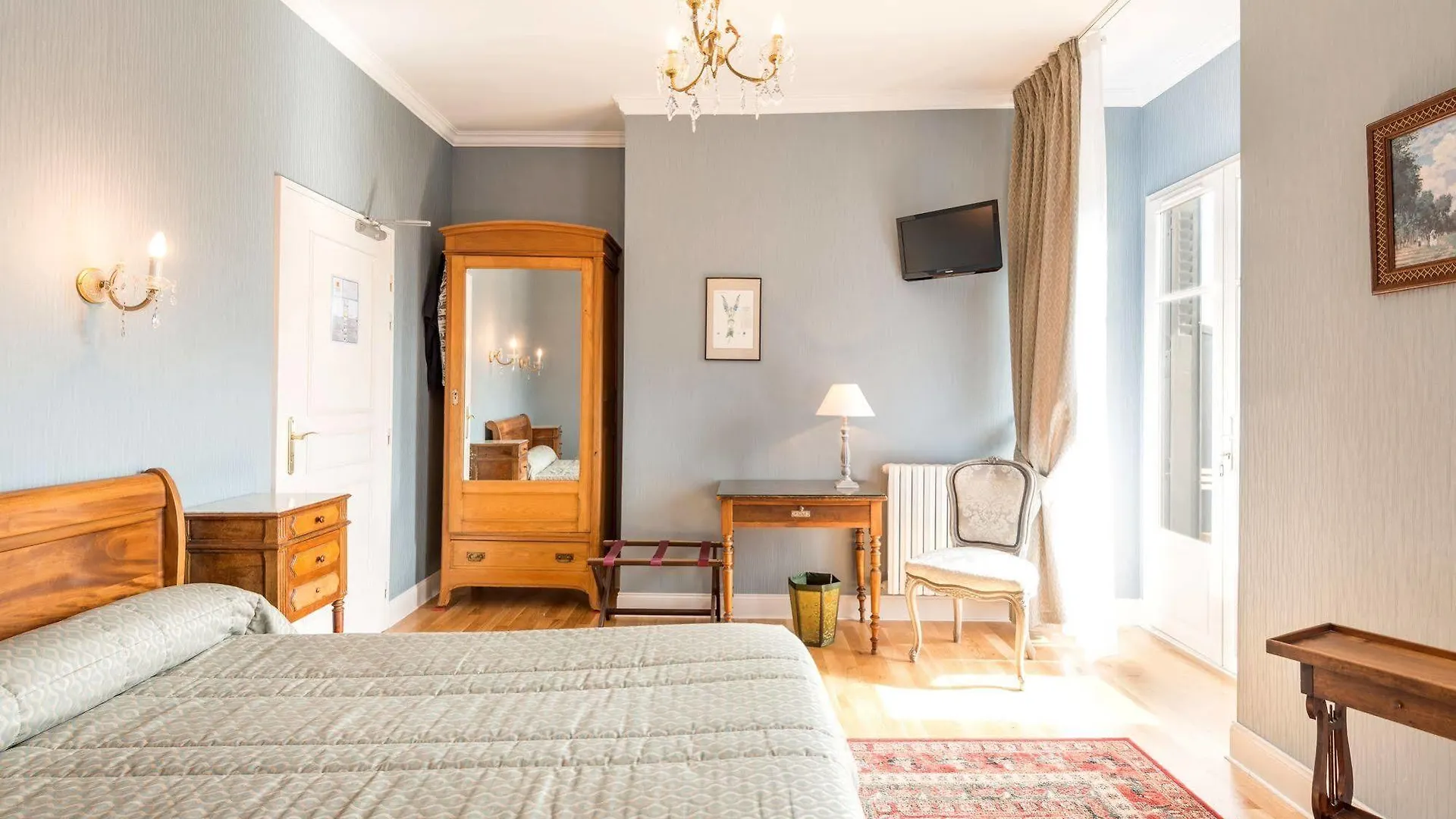 Logis Hotel Beau Site Argelès-Gazost 3*,